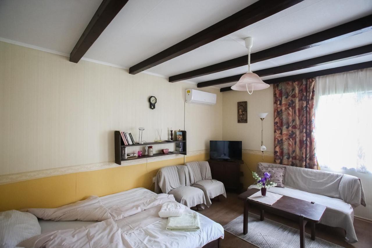 Hellenyi Apartmanok ฮอร์กานี ภายนอก รูปภาพ