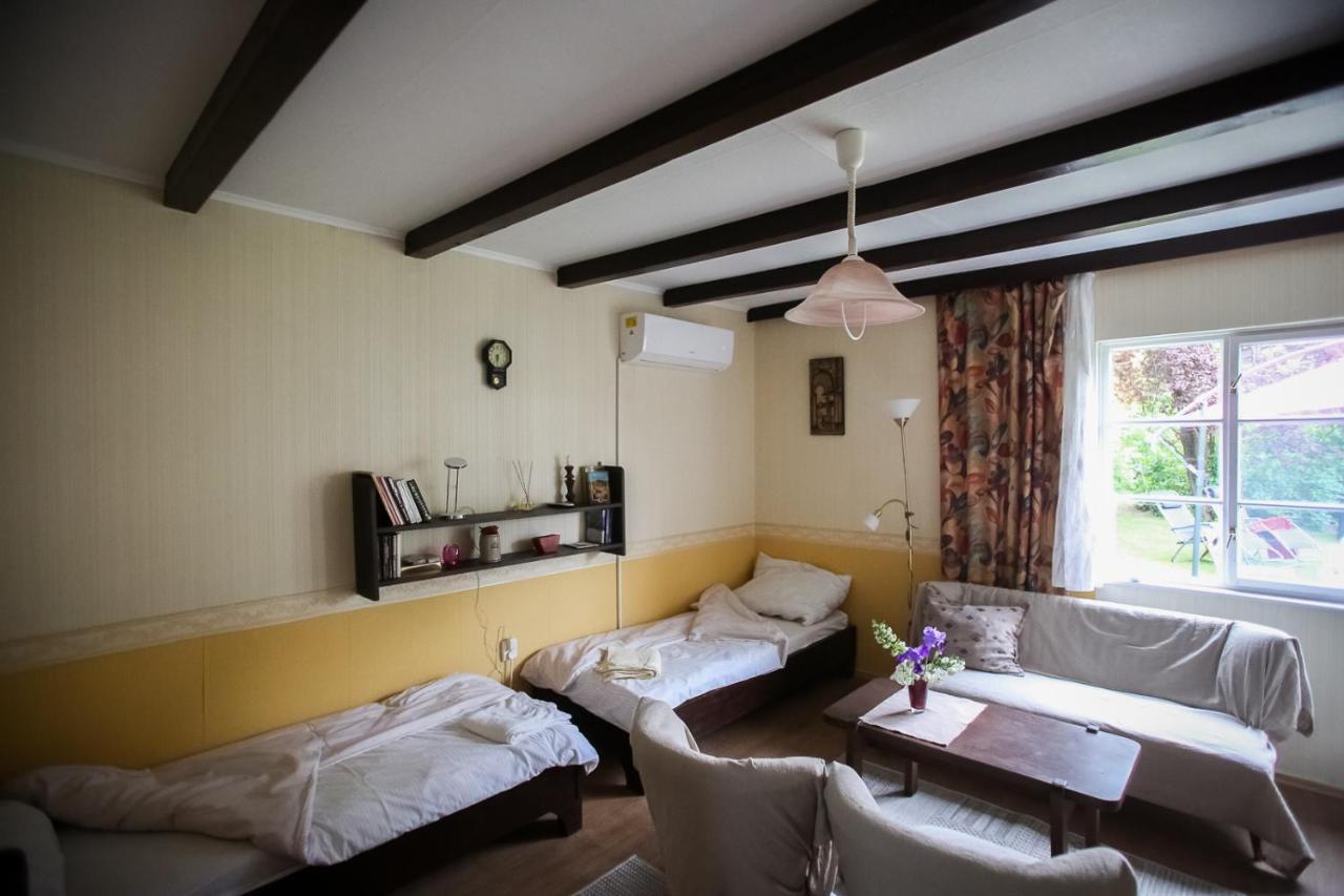 Hellenyi Apartmanok ฮอร์กานี ภายนอก รูปภาพ