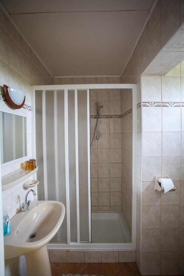 Hellenyi Apartmanok ฮอร์กานี ภายนอก รูปภาพ